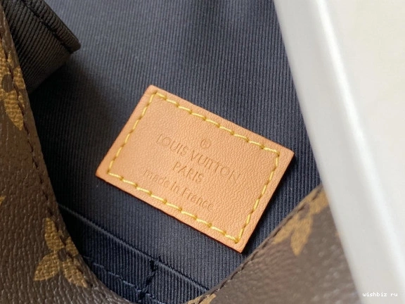 WIS VUITTON LOUIS IVY 0711